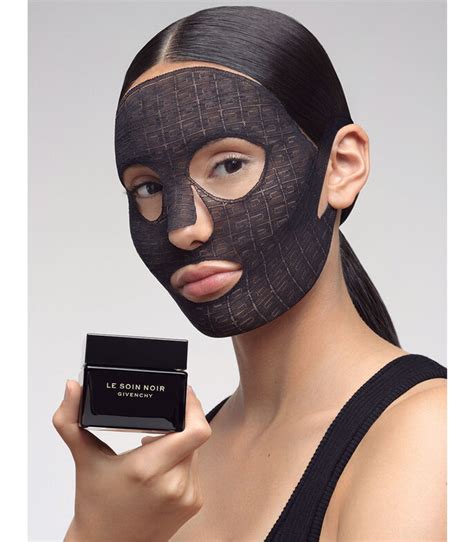 givenchy schwarze spitze maske|Le Soin Noir Lace Mask .